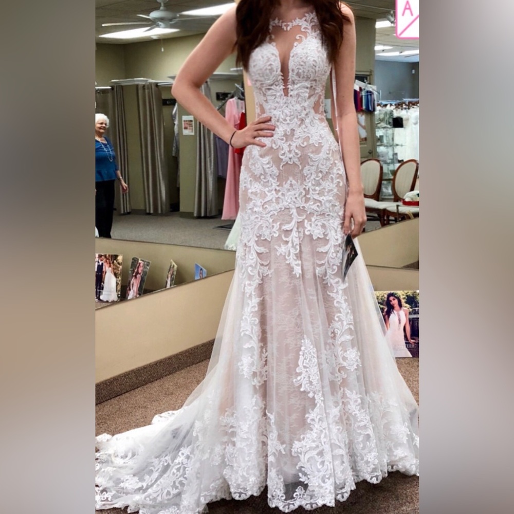 Essence of Australia Wedding dress